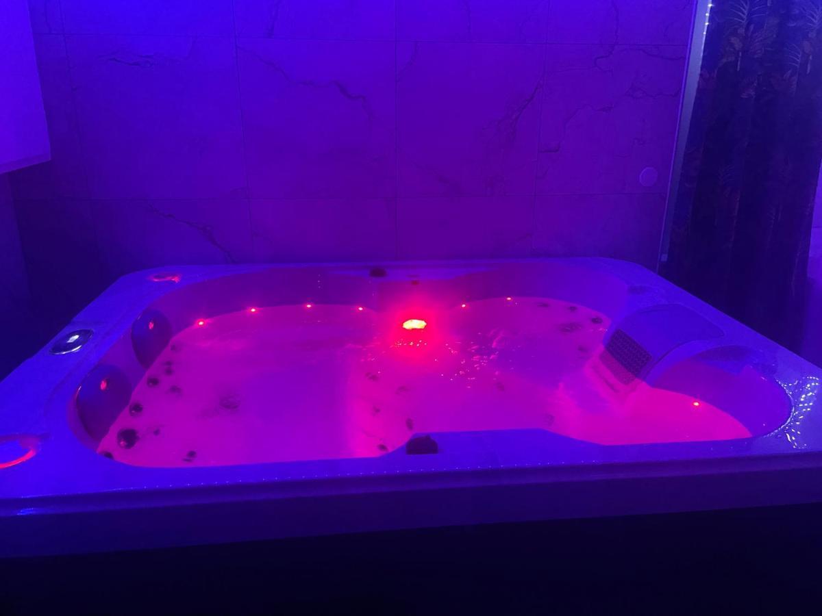 Lady Cosmopolite Hotell Arras Eksteriør bilde